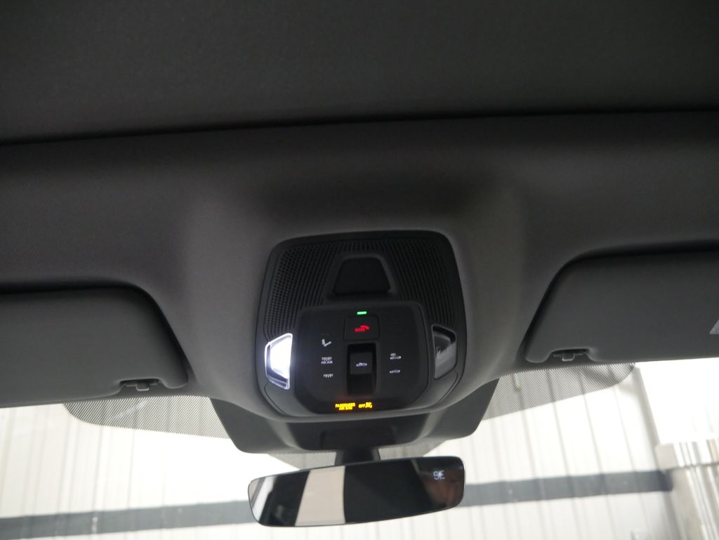 Thumbnail: 2025 Audi Q5 - 31