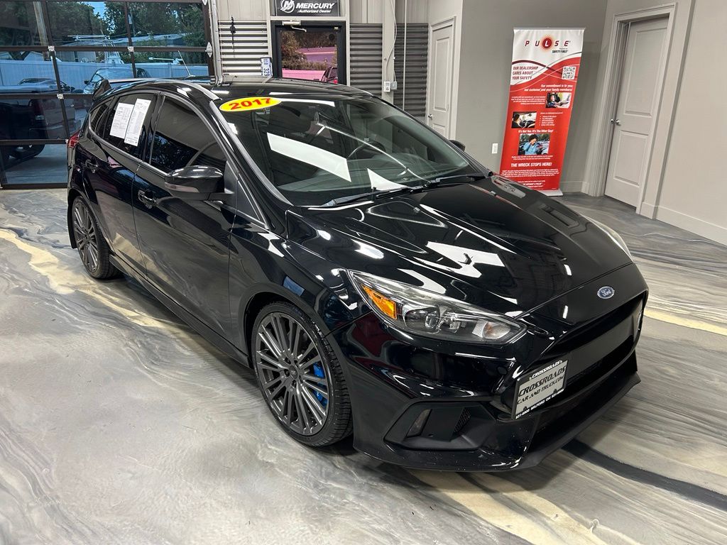 Shadow Black 2017 Ford Focus RS Hatchback All-Wheel Drive 6-Speed Manual