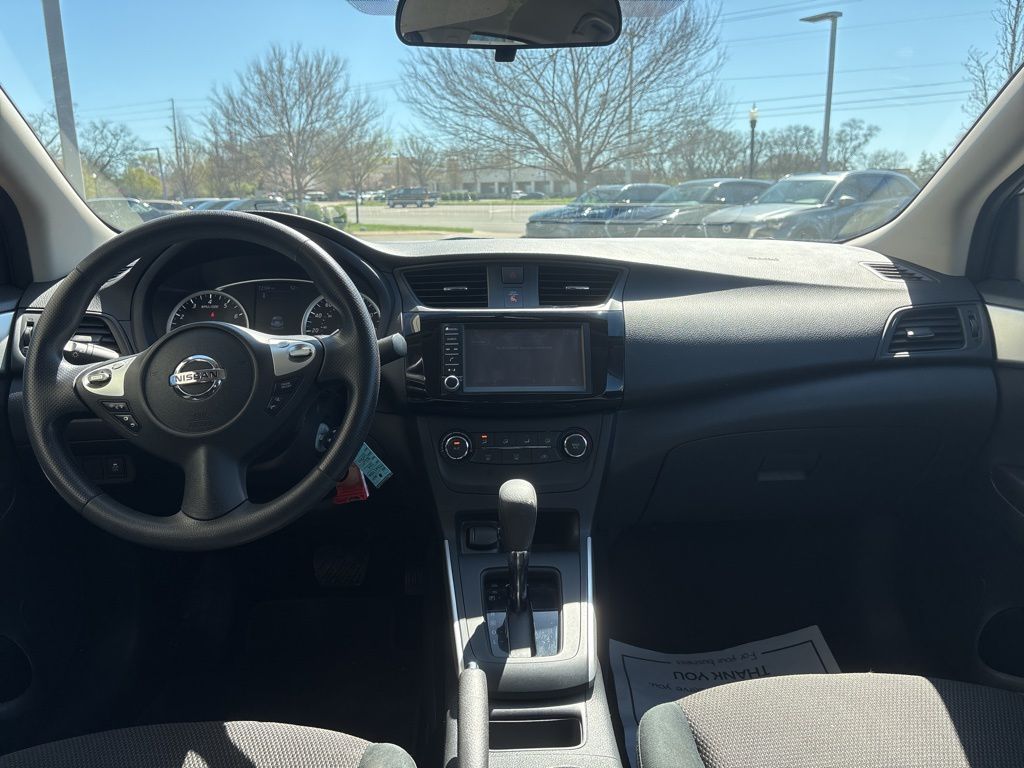 Used 2019 Silver Nissan S image 26
