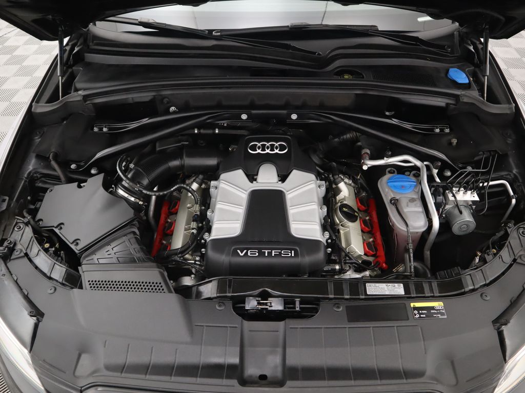 Thumbnail: 2015 Audi SQ5 - 30