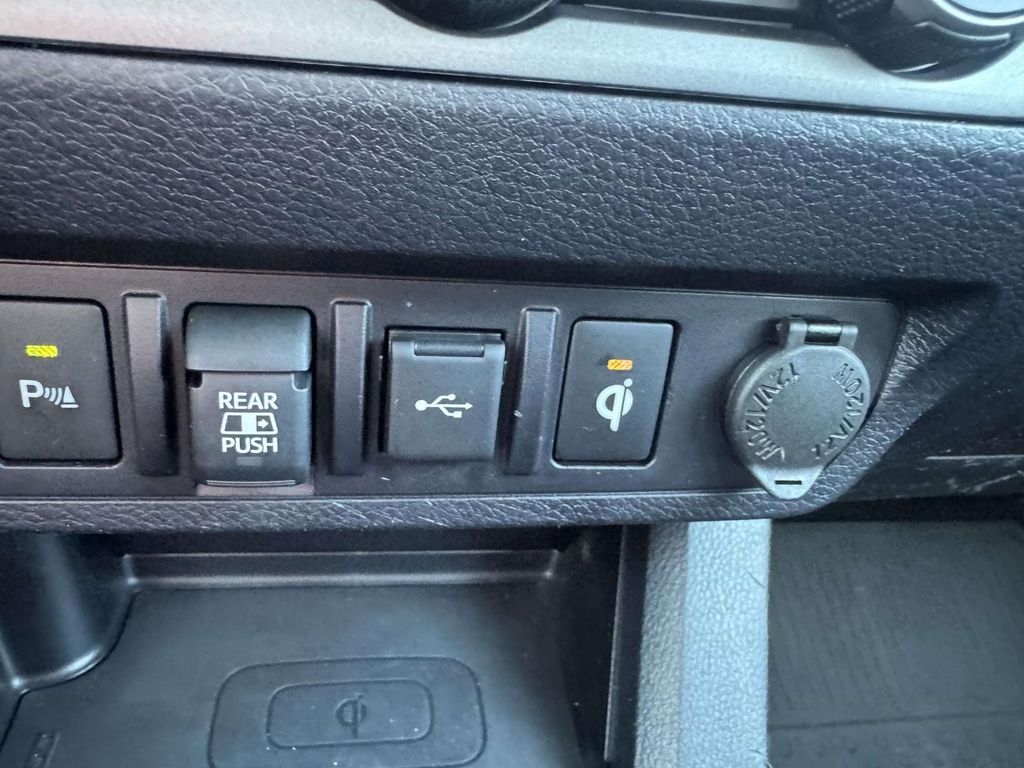 Used 2021 Toyota Tacoma Truck