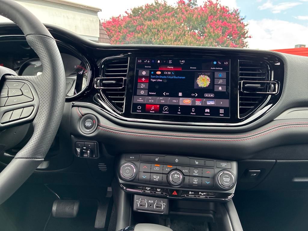 Used 2025 White Dodge R/T image 18