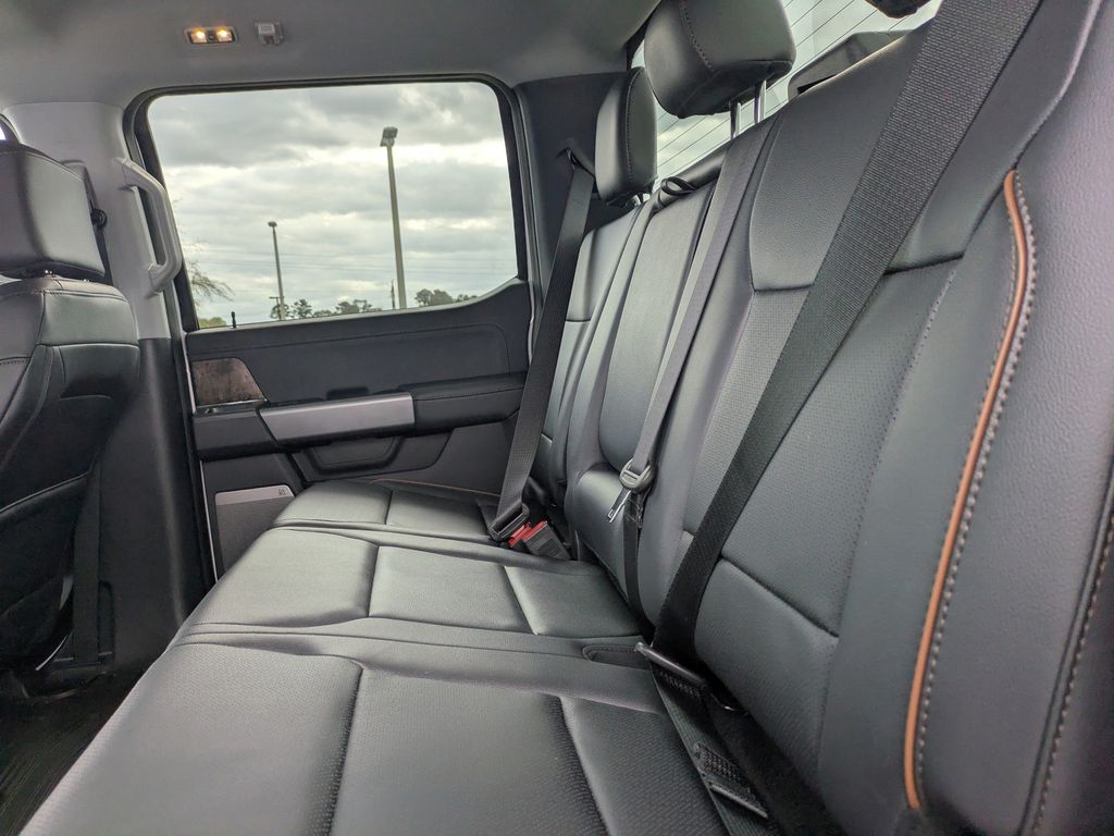 2026 Ford F-350 Super Duty LARIAT