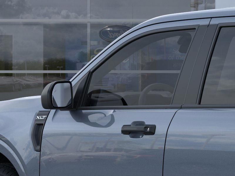 New 2026 Ford Maverick XLT 4D Crew Cab