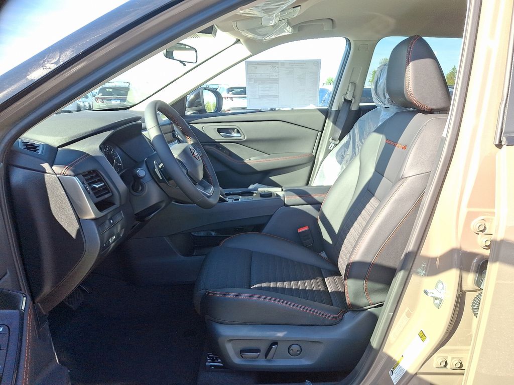 Thumbnail: 2026 Nissan Rogue - 5