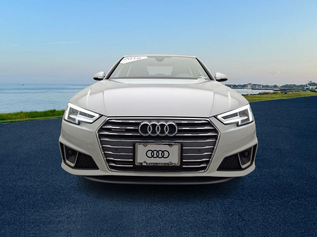 Thumbnail: 2019 Audi A4 - 2