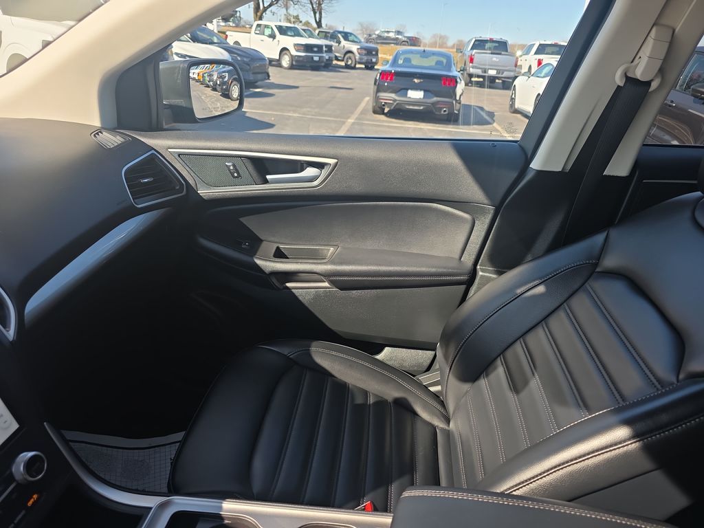 Certified Used 2024 Green Ford SEL image 33