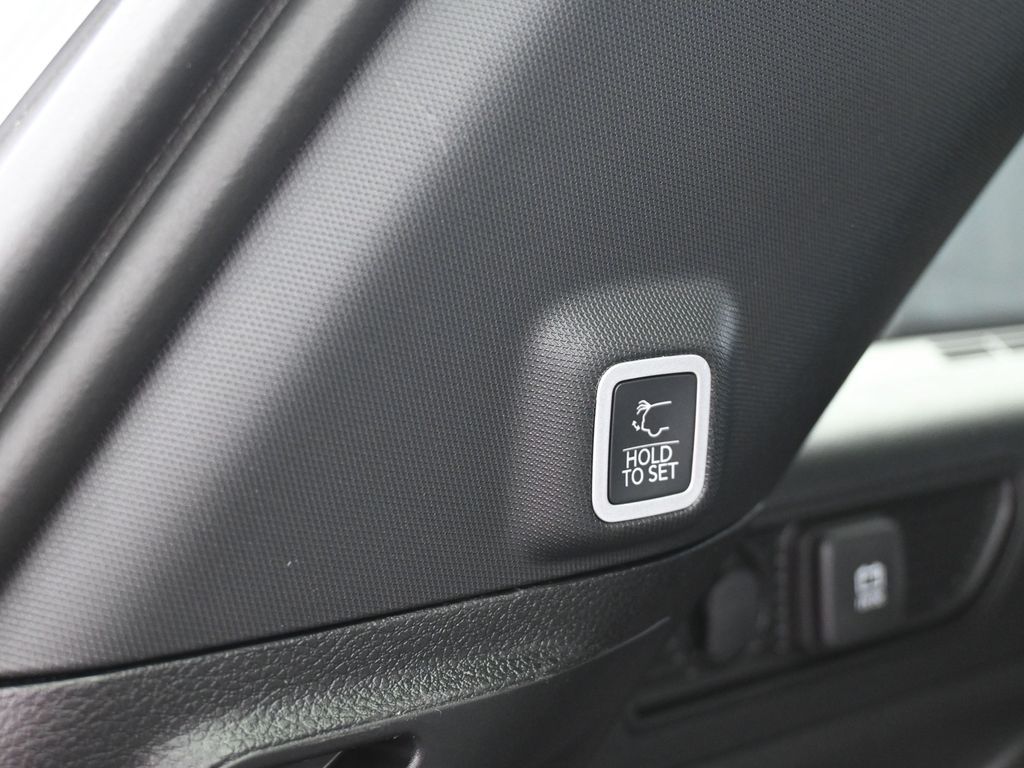 New 2025 Silver Zynith Jeep Altitude X image 33