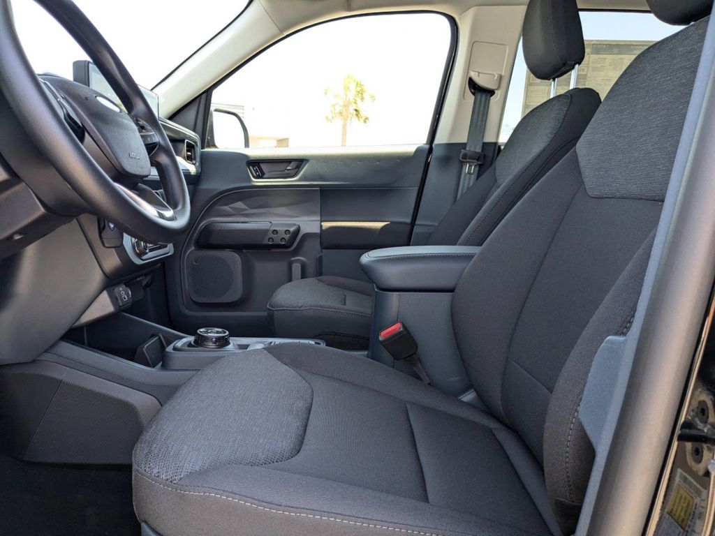 2025 Ford Maverick XL