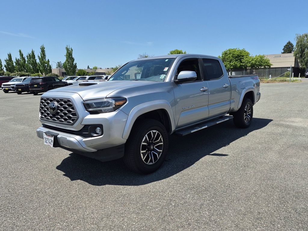 View vehicle photo 7