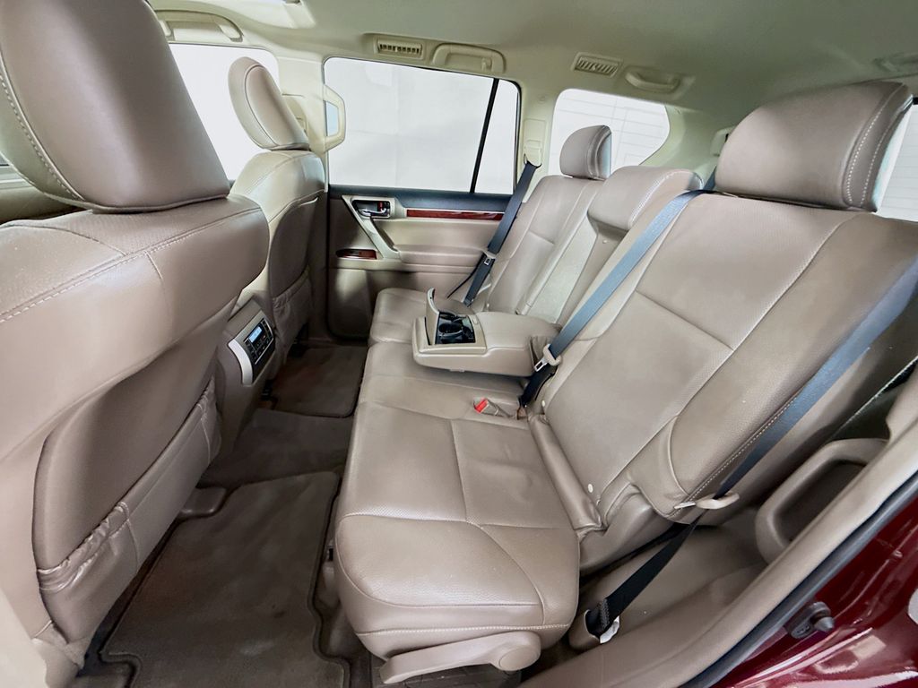 Thumbnail: 2018 Lexus GX - 25