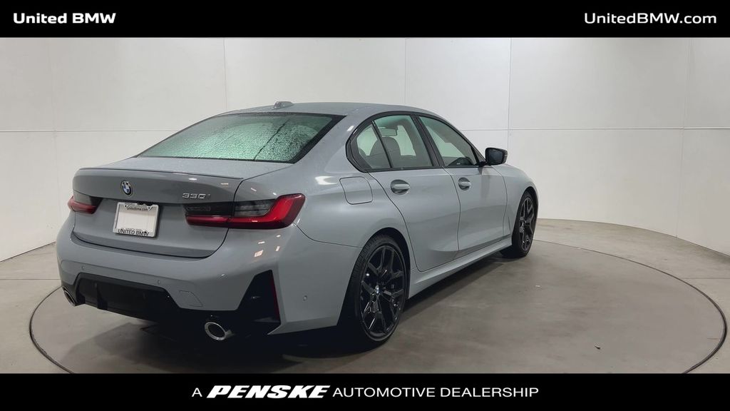 2025 BMW 3 Series 330i 8