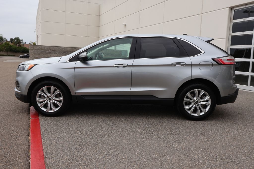 2023 Ford Edge Titanium 8