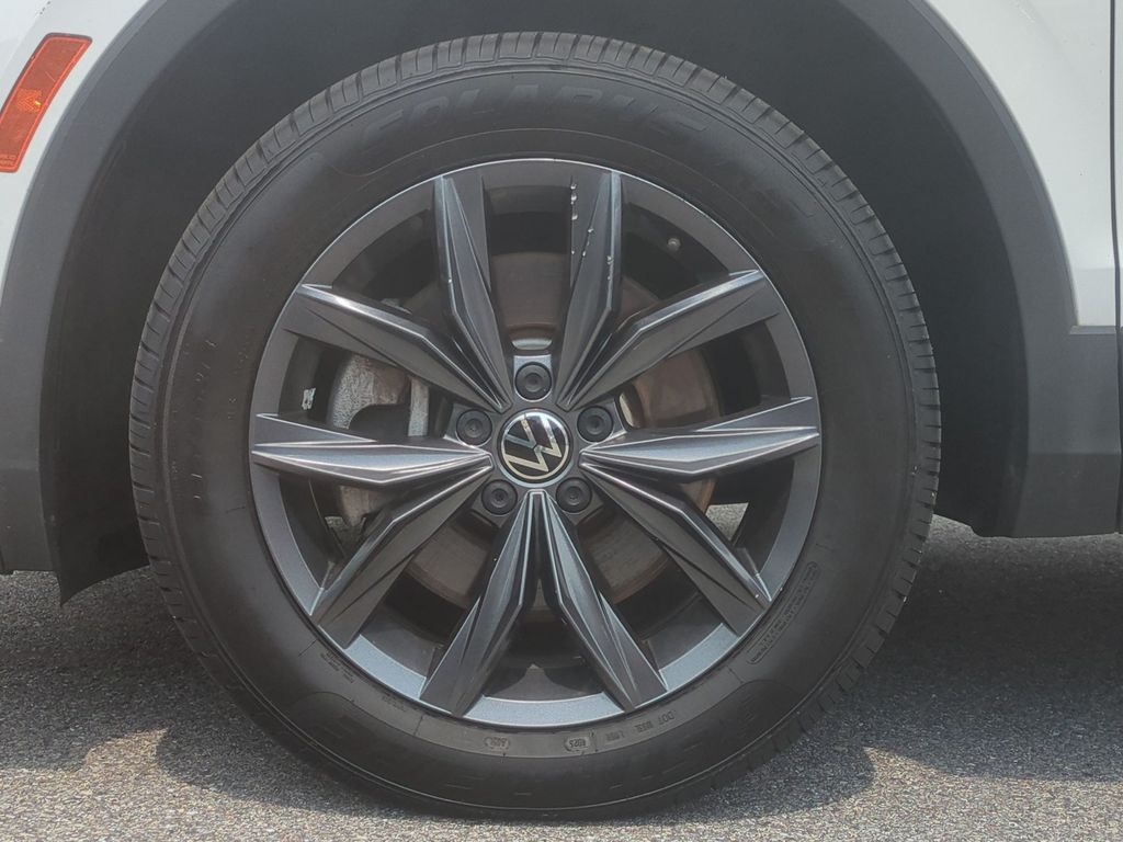 2022 Volkswagen Tiguan 2.0T SE