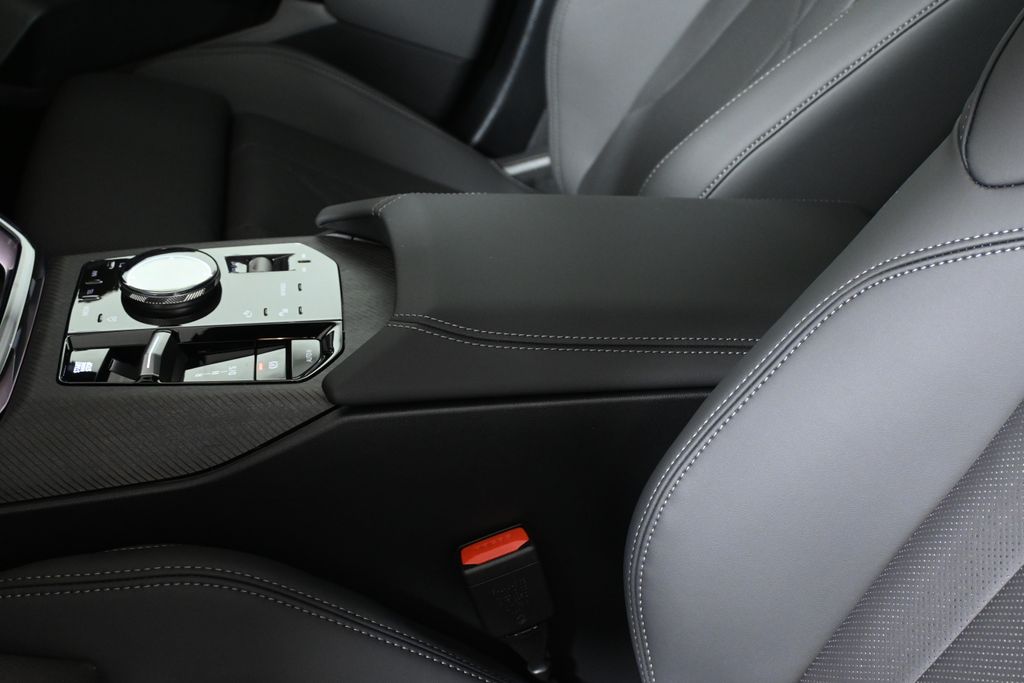 Thumbnail: 2026 BMW X3 - 25