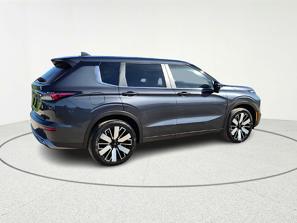 2026 Mitsubishi Outlander SE - 6