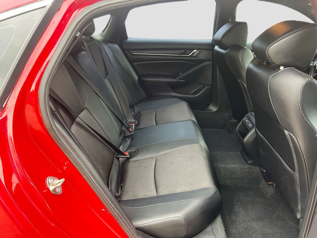 Used 2021  Honda Sport image 27