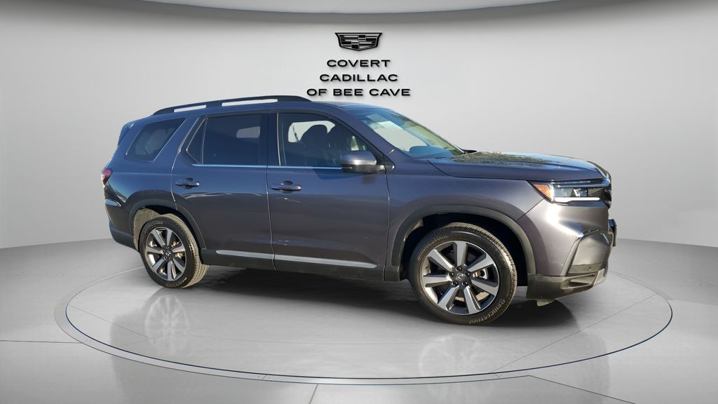 Used Car 2025 Honda Pilot  Touring For Sale Under $50,000 In Austin, Texas