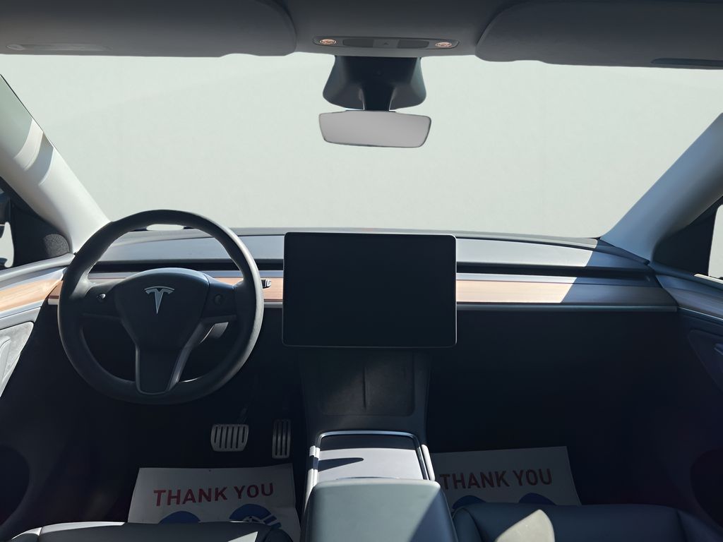 2025 Tesla Model Y