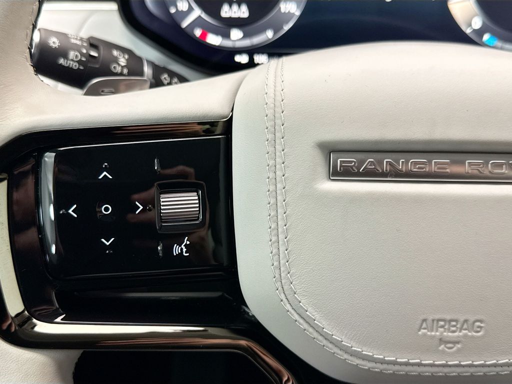 Thumbnail: 2023 Land Rover Range Rover Sport - 14