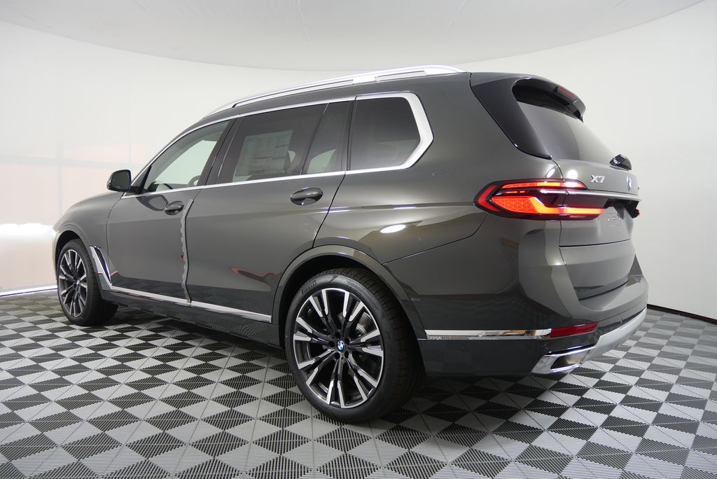 2026 BMW X7 xDrive40i 5