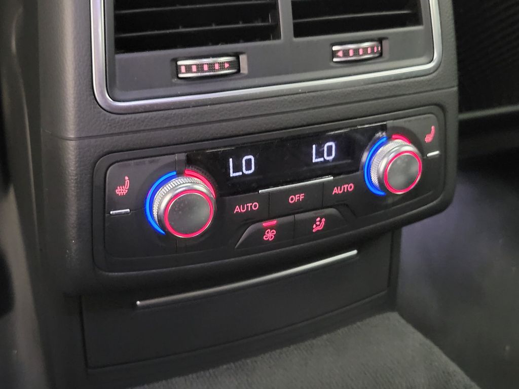 Thumbnail: 2016 Audi RS 7 - 21