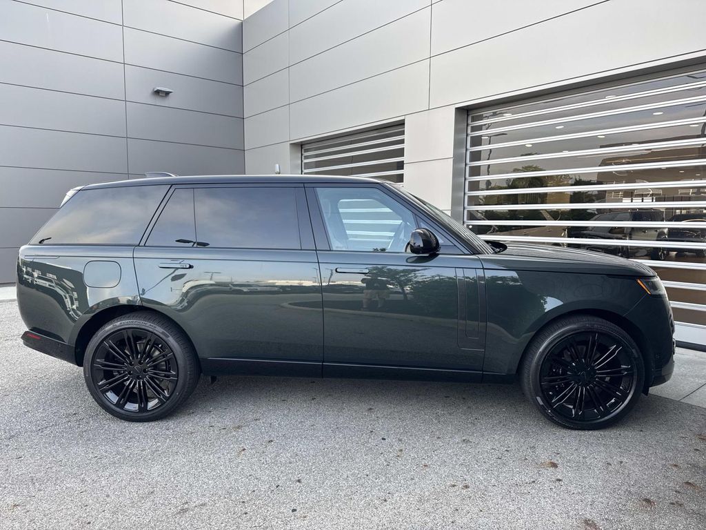 New 2026 Green Land Rover SE image 9