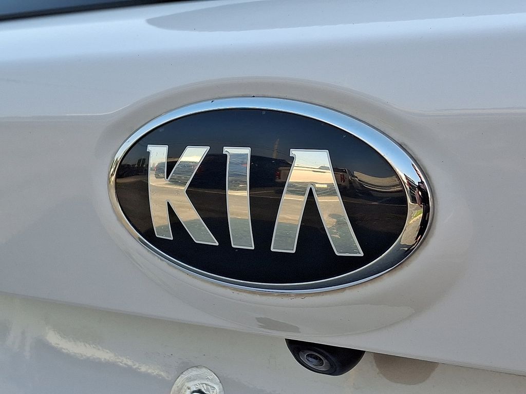 2021 Kia Sorento EX White at Bob Ruth Ford