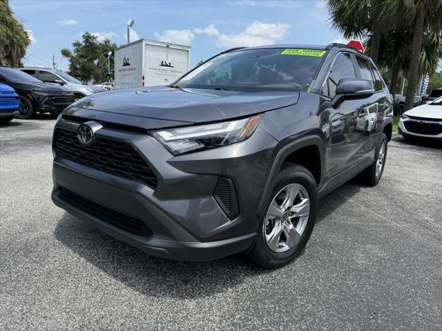 2023 Toyota RAV4 XLE 4