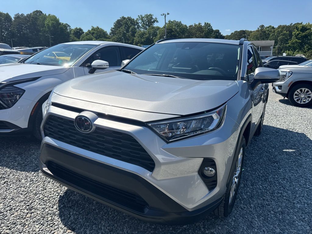2021 Toyota RAV4 XLE Premium FWD's photo