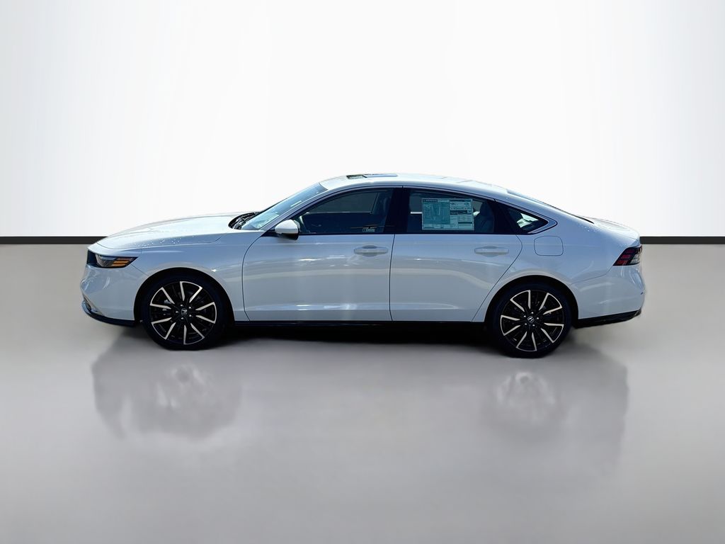 New 2026 White Honda Touring image 4
