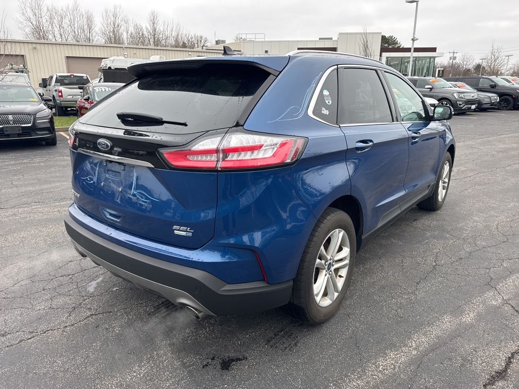 Used 2020 Blue Ford SEL image 5