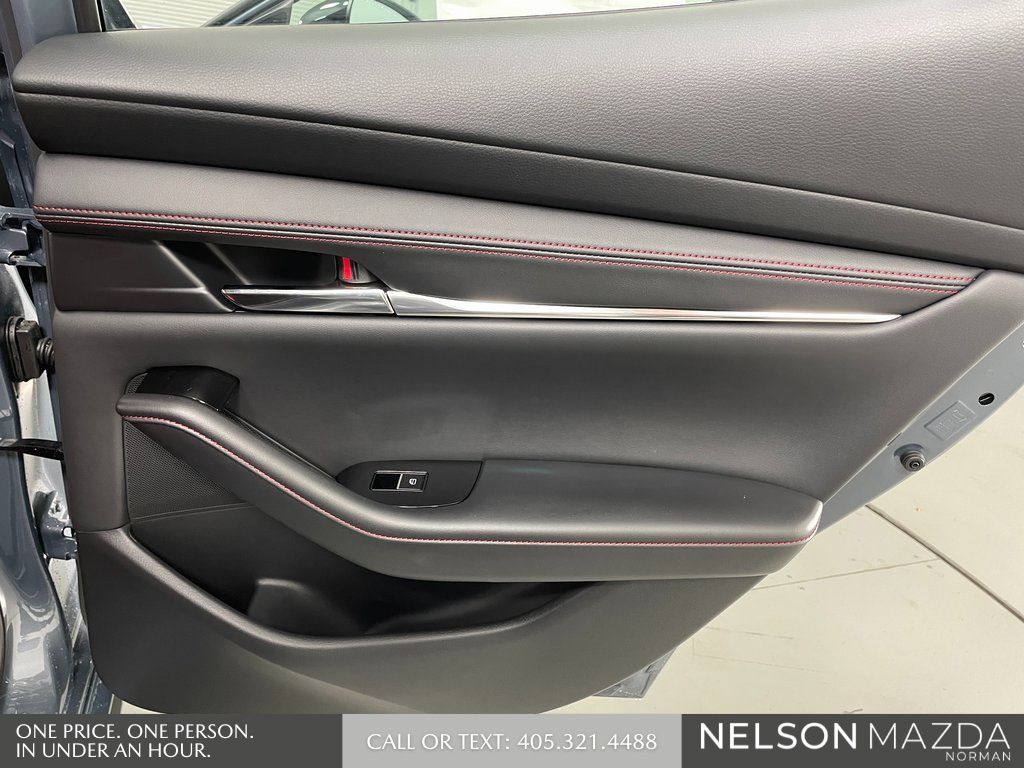 2026 Mazda Mazda3 Carbon Edition - Photo 39