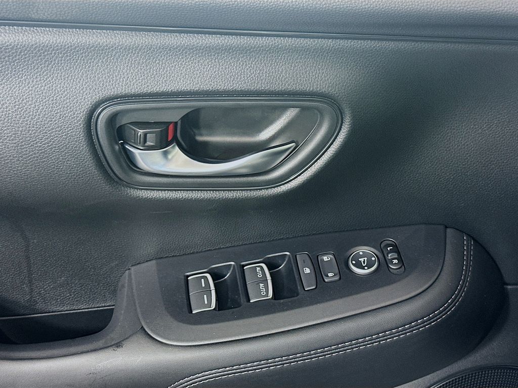 Thumbnail: 2026 Honda HR-V - 18