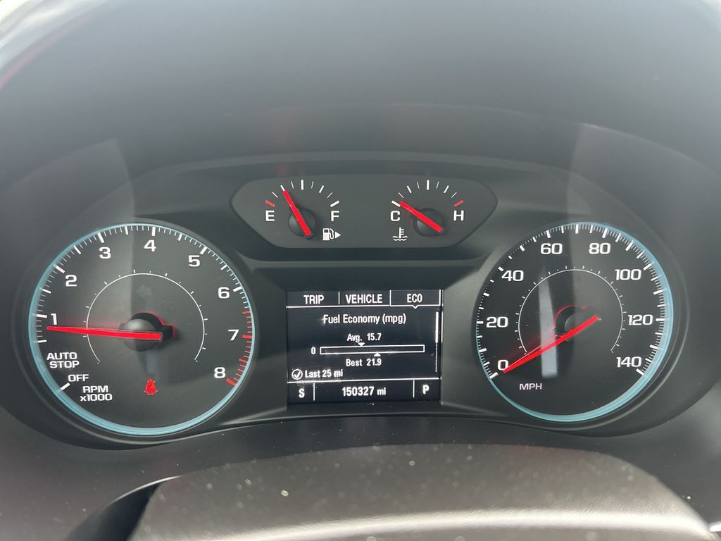 Thumbnail: 2018 Chevrolet Malibu - 15