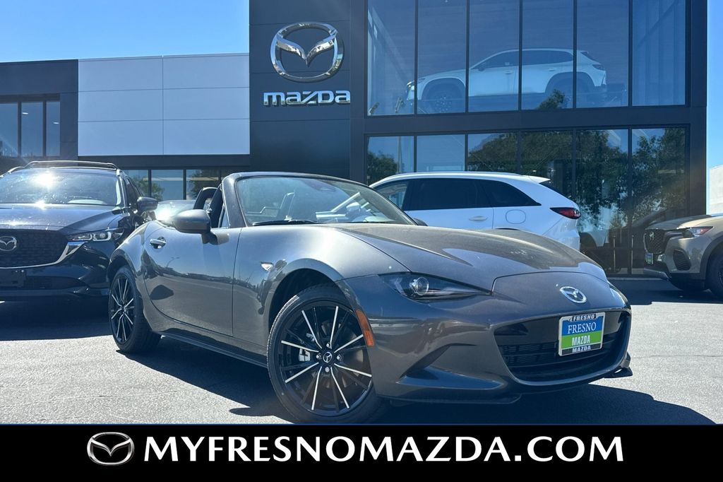 Machine Gray 2026 Mazda MX-5 Miata Convertible Rear-Wheel Drive 6-Speed Manual