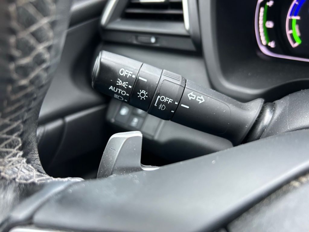 Thumbnail: 2020 Honda Insight - 22