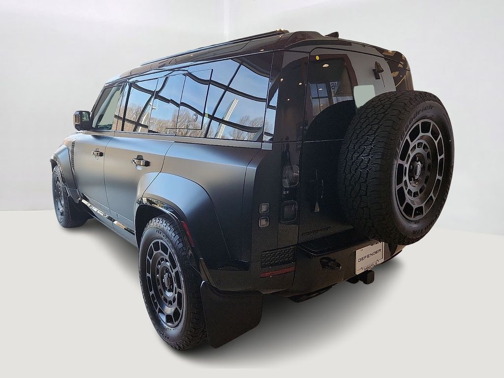 Thumbnail: 2026 Land Rover Defender - 4