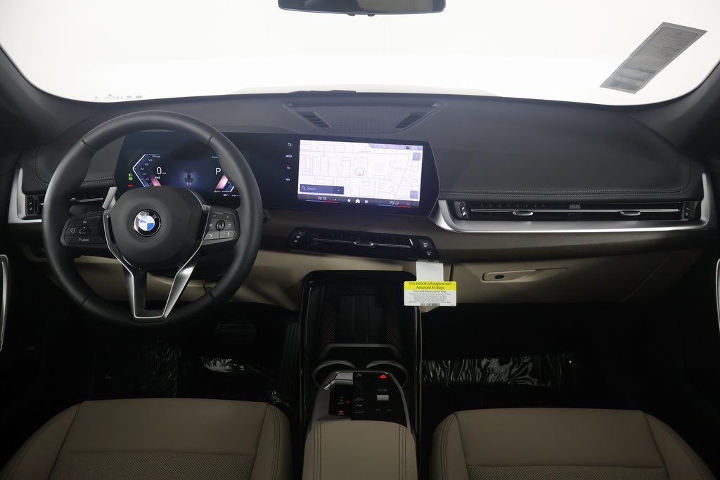 2025 BMW X1 xDrive28i 4