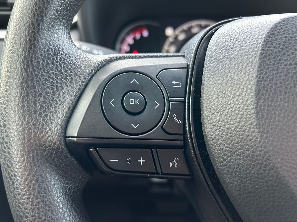 Thumbnail: 2023 Toyota RAV4 - 19