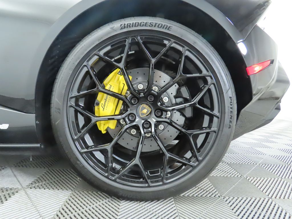 2024 Lamborghini Huracan Tecnica 28