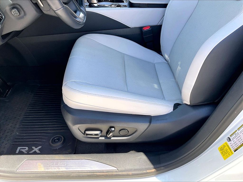 2024 Lexus RX — photo 35