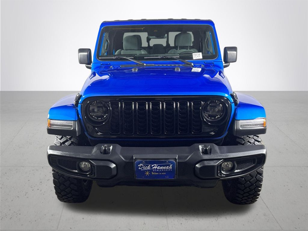 2024 Jeep Gladiator Willys photo 3