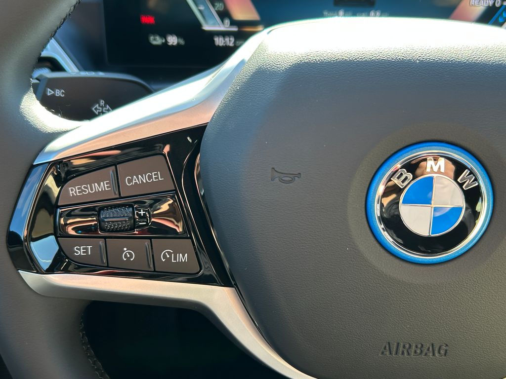 2025 BMW i4 eDrive40 19