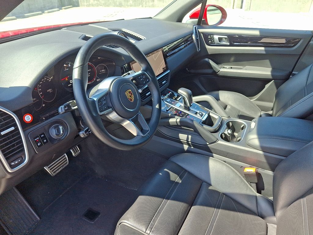 Thumbnail: 2021 Porsche Cayenne - 4