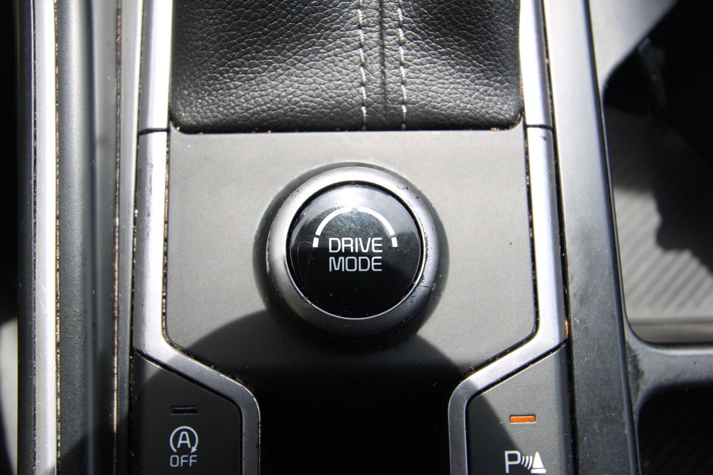 Used 2024 Kia Sorento SUV