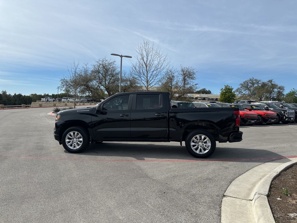 Used Car 2022 Chevrolet Silverado 1500  Custom For Sale Under $30,000 In Austin, Texas