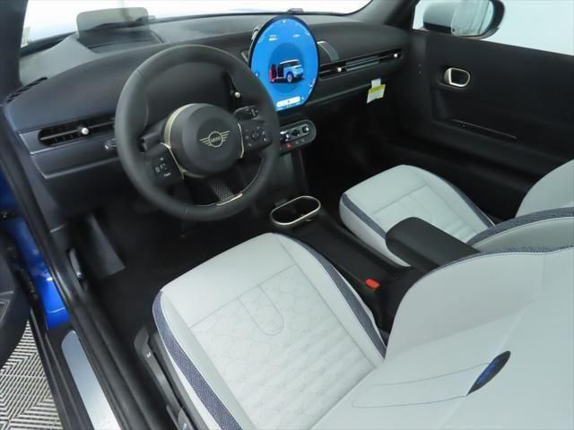 Thumbnail: 2026 MINI Cooper - 9