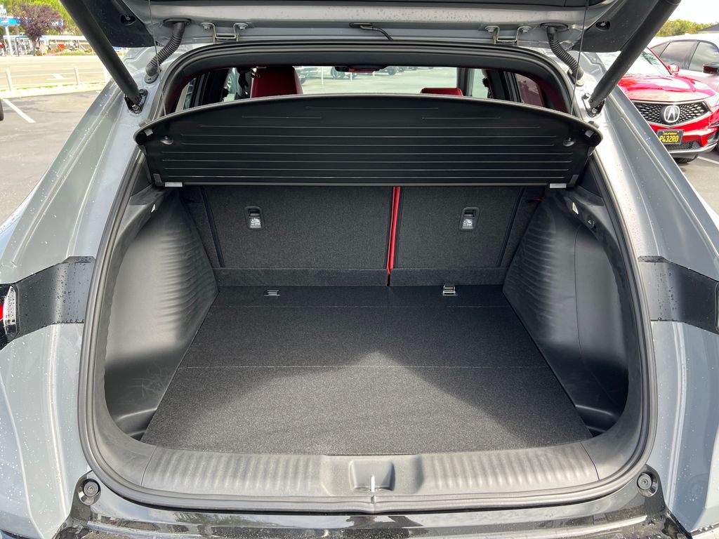 Thumbnail: 2025 Acura ADX - 32