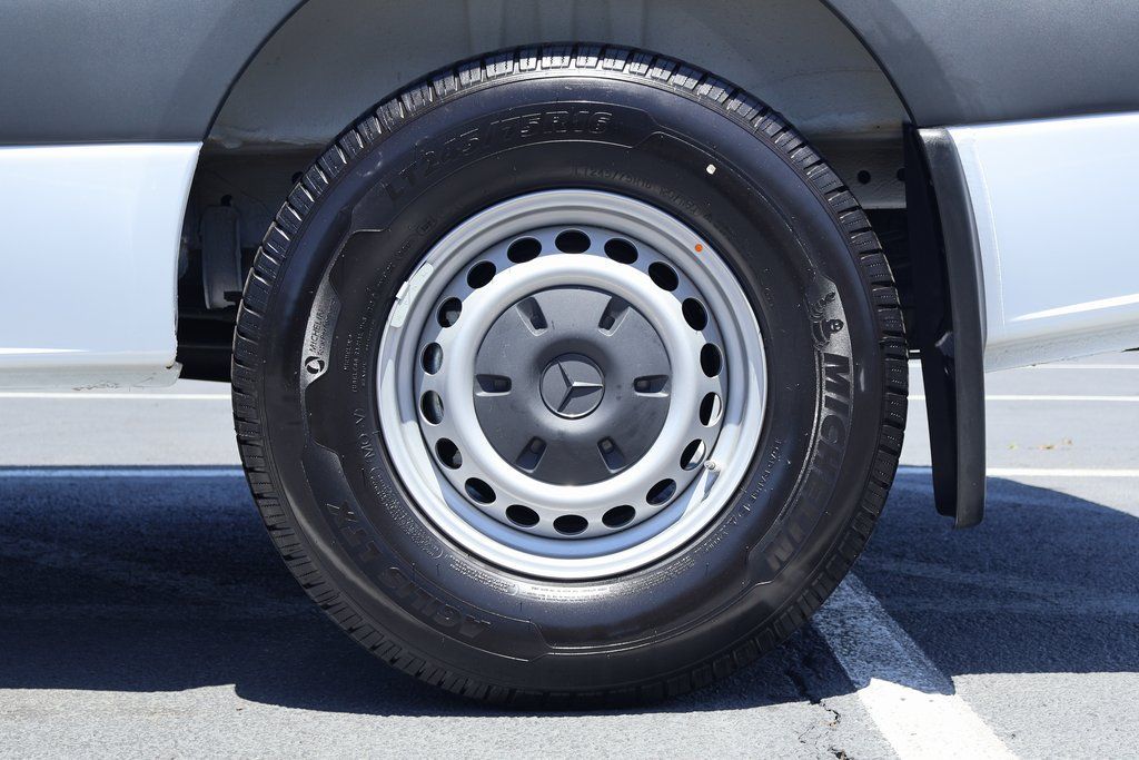2024 Mercedes-Benz Sprinter 2500 14